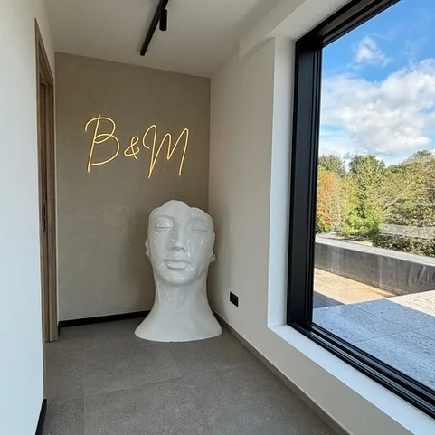 B&M Hair Transplant Charleroi Belgique