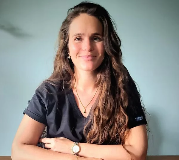 Dr Barbara Montesanti, spécialiste en médecine esthétique, microchirurgie et greffe de cheveux en Belgique